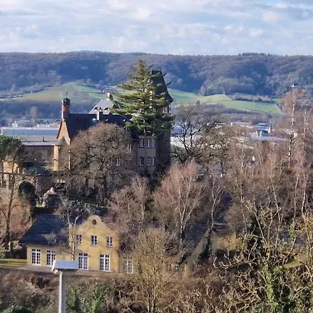 Mit Rheinblick In Bei Linz Am Rhein * Ockenfels