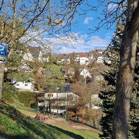Mit Rheinblick In Bei Linz Am Rhein Ockenfels